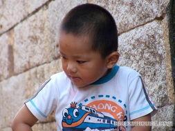 网红帅哥吃瓜图片高清大图,高清大图揭秘瓜界风云