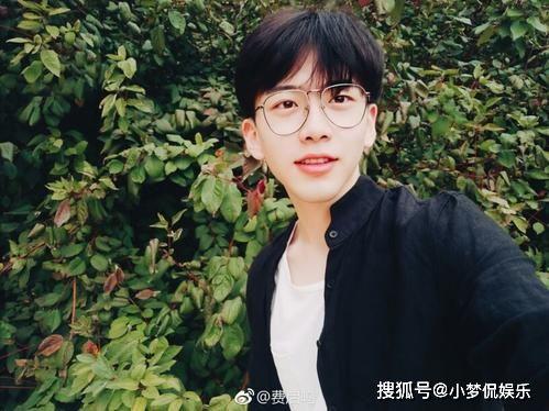 抖音网红女rapper吃瓜,抖音网红女rapper的吃瓜日常