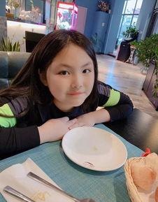 网红吃瓜一姐,揭秘娱乐圈幕后真相，带你领略吃瓜界的风云变幻