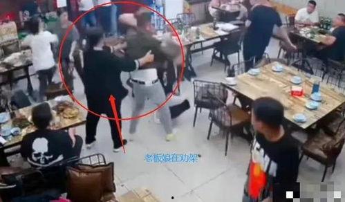 浙江挨打男网红吃瓜事件,网络暴力与吃瓜群众的反思