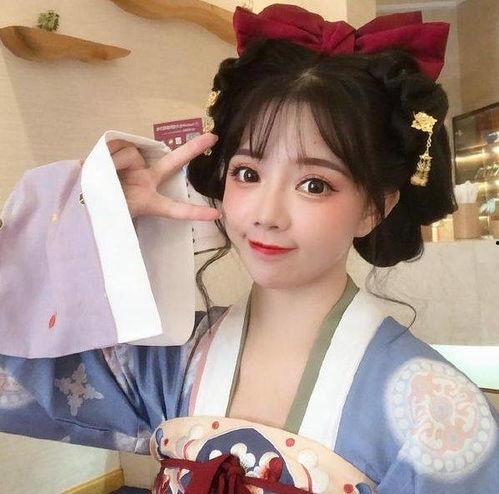 抖音吃瓜的网红萝莉,抖音萝莉网红吃瓜风云录 第3张 抖音吃瓜的网红萝莉,抖音萝莉网红吃瓜风云录 第3张