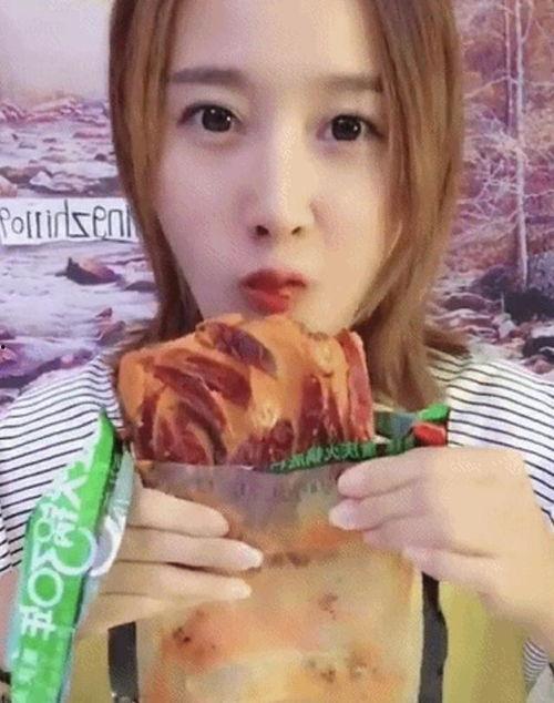 快手网红吃瓜视频,快手热门视频背后的故事  第3张